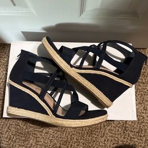 Impo Navy strapped wedge